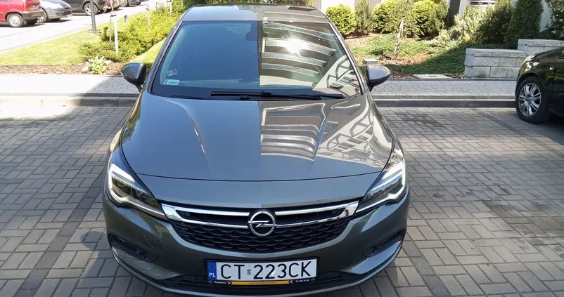 toruń Opel Astra cena 42500 przebieg: 158000, rok produkcji 2018 z Toruń